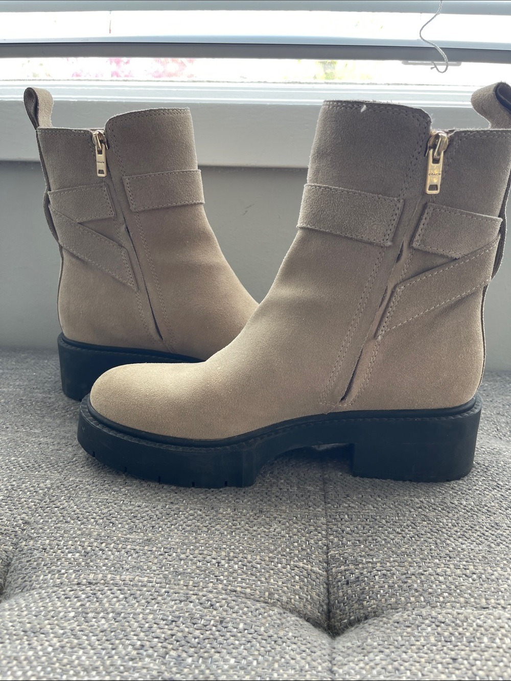 GUC Coach Lacey Suede Bootie Size 7.5 Retail $275 - Picture 11 of 11